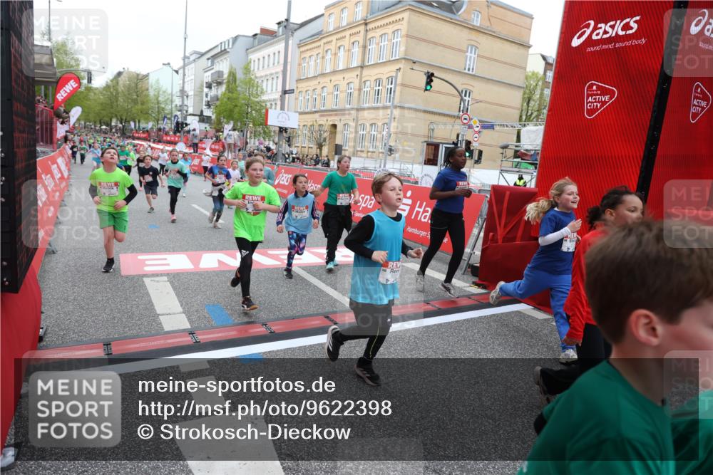 25.04.2026 - Das Zehntel Strokosch-Dieckow http://msf.ph/oto/9622398 25.04.2026 11:00:03 Ziel 5178, 5187, 5296, 5339, 5382, 5418, 5459, 5581, 5595, 5693, 5699, 5704, 5866, 5962, 6047, 6258, 7077, 7086, 7147, 7152, 7313, 7335, 7587, 7593, 7616, 7622, 7663, 7684, 7780, 7794, 7965 meine-sportfotos.de