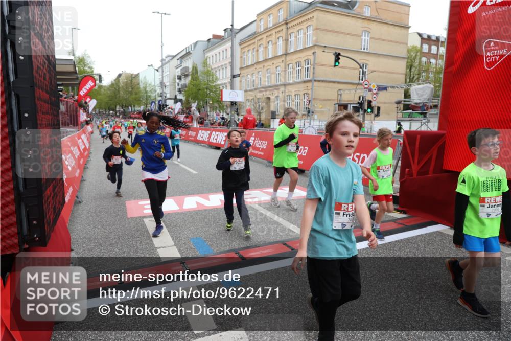 25.04.2026 - Das Zehntel Strokosch-Dieckow http://msf.ph/oto/9622471 25.04.2026 10:55:15 Ziel 5072, 5088, 5098, 5113, 5255, 5306, 5355, 5447, 5470, 5590, 5755, 5901, 5903, 6017, 6070, 6613, 6635, 6714, 6924, 6972, 7095, 7206, 7526 meine-sportfotos.de