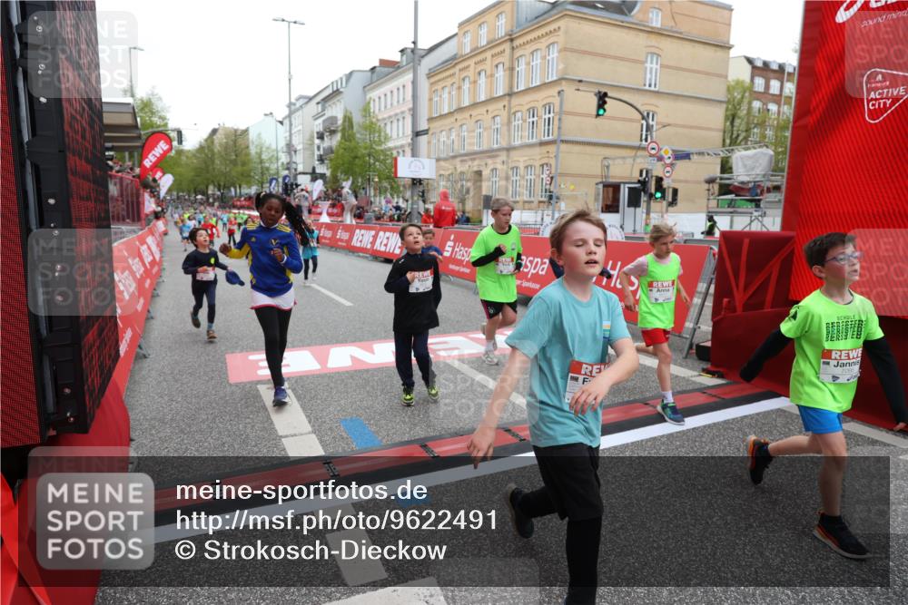 25.04.2026 - Das Zehntel Strokosch-Dieckow http://msf.ph/oto/9622491 25.04.2026 10:55:15 Ziel 5072, 5088, 5098, 5113, 5255, 5306, 5355, 5447, 5470, 5590, 5755, 5901, 5903, 6017, 6070, 6613, 6635, 6714, 6924, 6972, 7095, 7206, 7526 meine-sportfotos.de