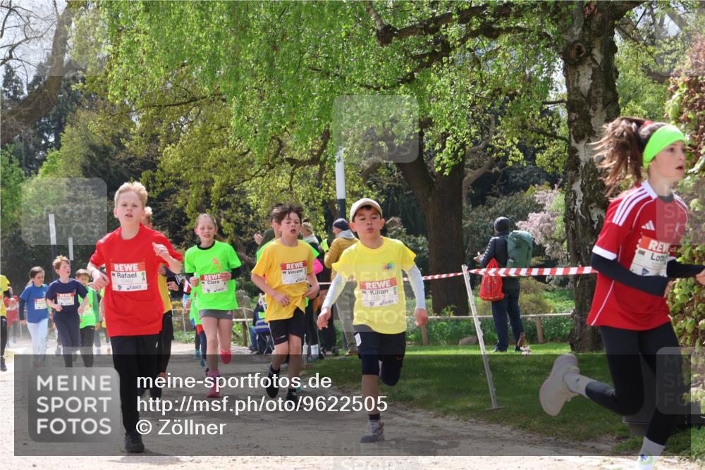 25.04.2026 - Das Zehntel Zöllner http://msf.ph/oto/9622505 25.04.2026 11:39:39 Laufen 10992 meine-sportfotos.de