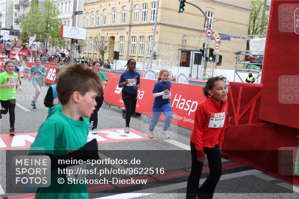 25.04.2026 - Das Zehntel Strokosch-Dieckow http://msf.ph/oto/9622516 25.04.2026 11:00:02 Ziel 5178, 5179, 5296, 5382, 5418, 5459, 5581, 5595, 5638, 5693, 5699, 5704, 5866, 5962, 6258, 7077, 7086, 7147, 7152, 7313, 7335, 7587, 7616, 7622, 7663, 7684, 7780, 7794, 7965 meine-sportfotos.de