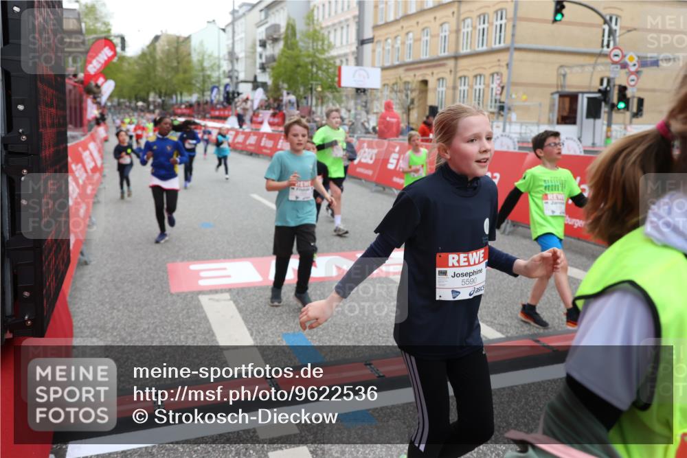25.04.2026 - Das Zehntel Strokosch-Dieckow http://msf.ph/oto/9622536 25.04.2026 10:55:14 Ziel 5072, 5088, 5098, 5113, 5255, 5306, 5355, 5376, 5447, 5470, 5590, 5591, 5901, 5903, 6017, 6070, 6613, 6635, 6714, 6923, 6924, 6972, 7095, 7526, 7949 meine-sportfotos.de