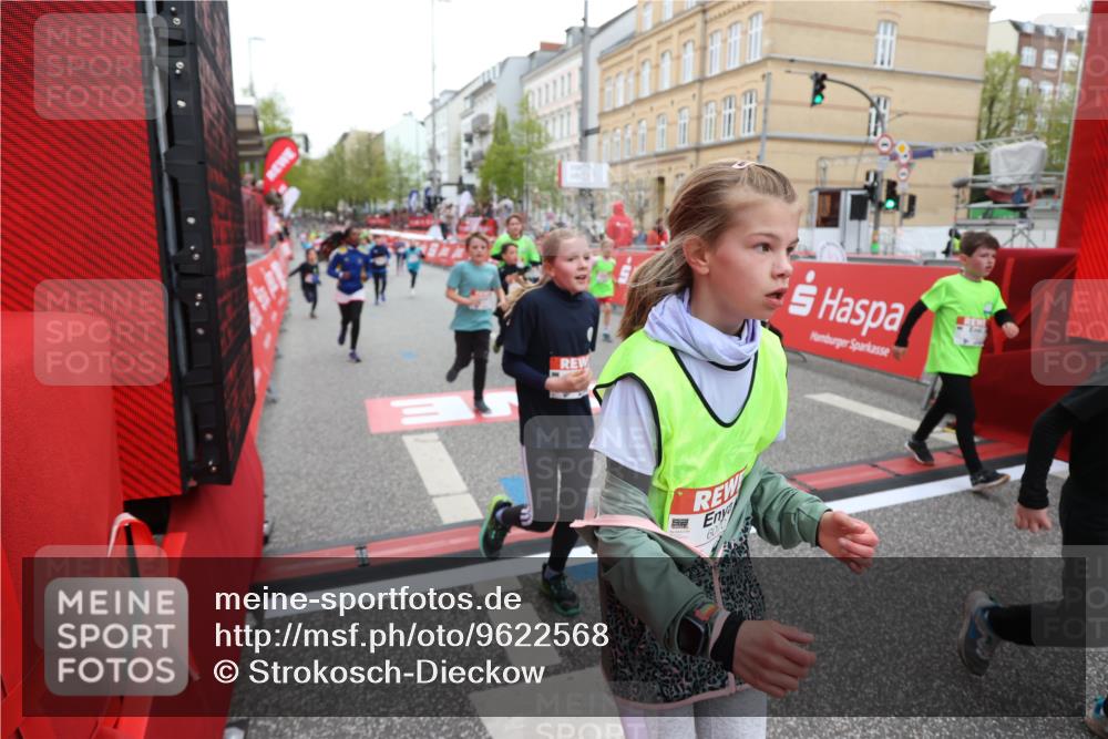25.04.2026 - Das Zehntel Strokosch-Dieckow http://msf.ph/oto/9622568 25.04.2026 10:55:13 Ziel 5004, 5072, 5088, 5098, 5113, 5255, 5306, 5376, 5447, 5470, 5590, 5591, 5901, 5903, 6017, 6070, 6613, 6714, 6844, 6920, 6923, 6924, 6972, 7095, 7526, 7949 meine-sportfotos.de