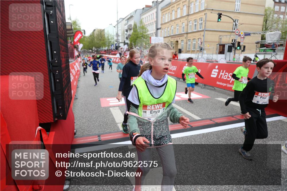 25.04.2026 - Das Zehntel Strokosch-Dieckow http://msf.ph/oto/9622575 25.04.2026 10:55:13 Ziel 5004, 5072, 5088, 5098, 5113, 5255, 5306, 5376, 5447, 5470, 5590, 5591, 5901, 5903, 6017, 6070, 6613, 6714, 6844, 6920, 6923, 6924, 6972, 7095, 7526, 7949 meine-sportfotos.de