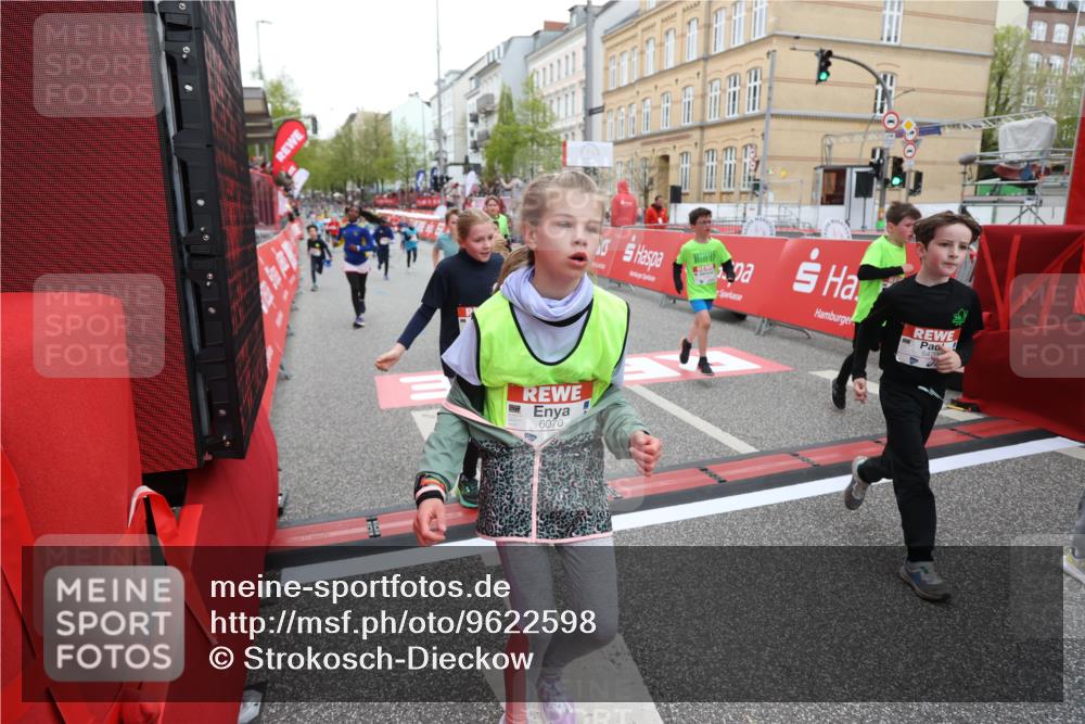 25.04.2026 - Das Zehntel Strokosch-Dieckow http://msf.ph/oto/9622598 25.04.2026 10:55:13 Ziel 5004, 5072, 5088, 5098, 5113, 5255, 5306, 5376, 5447, 5470, 5590, 5591, 5901, 5903, 6017, 6070, 6613, 6714, 6844, 6920, 6923, 6924, 6972, 7095, 7526, 7949 meine-sportfotos.de