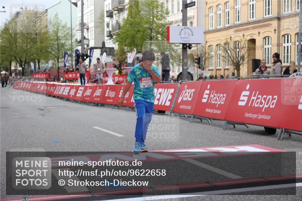 25.04.2026 - Das Zehntel Strokosch-Dieckow http://msf.ph/oto/9622658 25.04.2026 08:52:55 Ziel 1139, 1273, 1367, 1368, 1589, 1789, 1798, 1848, 1943, 1981, 2307, 2325, 2495, 2785, 2797, 2871, 2877, 2884, 3112, 3164, 3175, 3181, 3186, 3348, 3380, 3423, 3575, 3695, 3789, 3808, 4037, 4048 meine-sportfotos.de