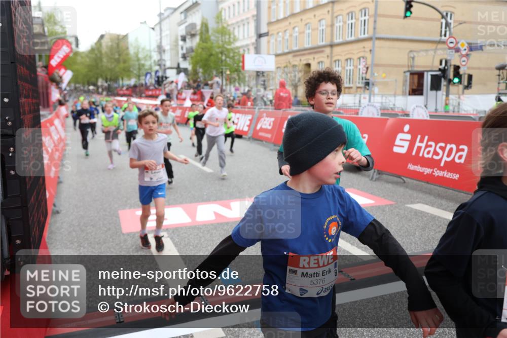 25.04.2026 - Das Zehntel Strokosch-Dieckow http://msf.ph/oto/9622758 25.04.2026 10:55:10 Ziel 5004, 5088, 5098, 5113, 5255, 5376, 5403, 5447, 5470, 5590, 5591, 5901, 5903, 6070, 6613, 6844, 6920, 6923, 6924, 7175, 7249, 7311, 7741, 7949 meine-sportfotos.de