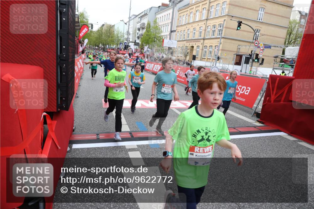 25.04.2026 - Das Zehntel Strokosch-Dieckow http://msf.ph/oto/9622772 25.04.2026 10:59:59 Ziel 5178, 5179, 5307, 5380, 5382, 5399, 5489, 5595, 5638, 5693, 5699, 5866, 5962, 6258, 6372, 6402, 6547, 6736, 7077, 7086, 7152, 7313, 7333, 7335, 7397, 7420, 7469, 7551, 7587, 7616, 7684, 7780, 7886 meine-sportfotos.de