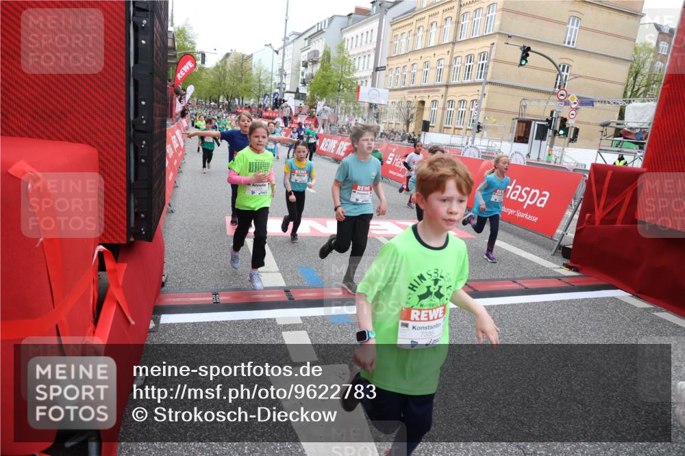 25.04.2026 - Das Zehntel Strokosch-Dieckow http://msf.ph/oto/9622783 25.04.2026 10:59:59 Ziel 5178, 5179, 5307, 5380, 5382, 5399, 5489, 5595, 5638, 5693, 5699, 5866, 5962, 6258, 6372, 6402, 6547, 6736, 7077, 7086, 7152, 7313, 7333, 7335, 7397, 7420, 7469, 7551, 7587, 7616, 7684, 7780, 7886 meine-sportfotos.de