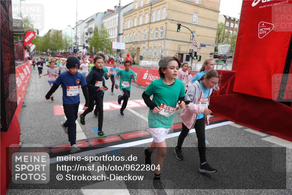 25.04.2026 - Das Zehntel Strokosch-Dieckow http://msf.ph/oto/9622804 25.04.2026 10:55:09 Ziel 5004, 5088, 5098, 5113, 5255, 5376, 5403, 5447, 5591, 5901, 5903, 6070, 6227, 6613, 6740, 6844, 6920, 6923, 6924, 7175, 7249, 7311, 7741, 7949 meine-sportfotos.de