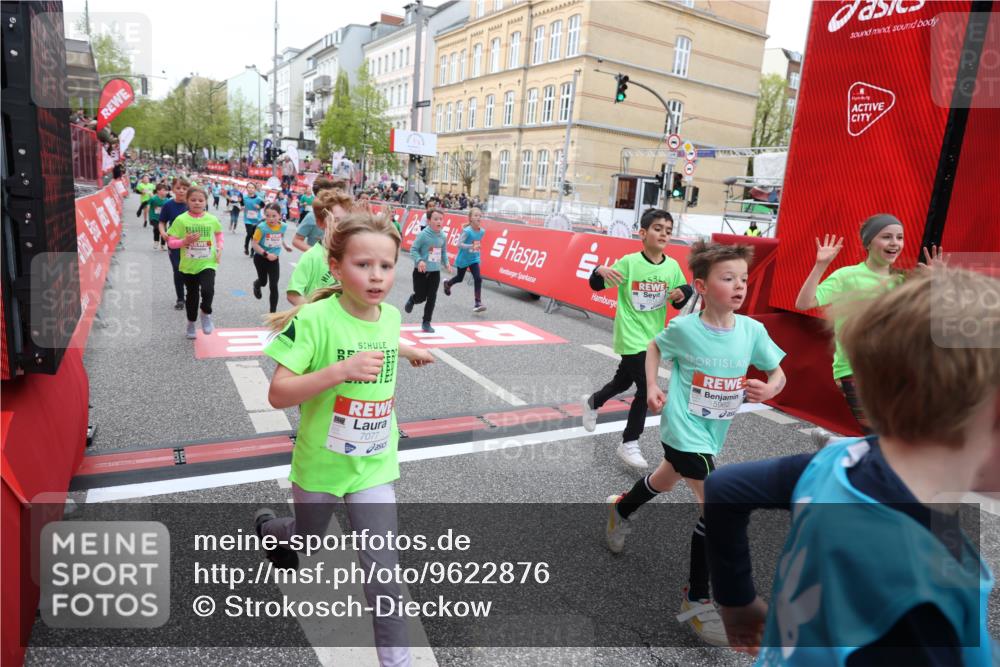 25.04.2026 - Das Zehntel Strokosch-Dieckow http://msf.ph/oto/9622876 25.04.2026 10:59:58 Ziel 5178, 5179, 5307, 5380, 5382, 5399, 5489, 5595, 5638, 5693, 5699, 5962, 6372, 6402, 6547, 6736, 6974, 6978, 7077, 7086, 7152, 7313, 7333, 7335, 7397, 7420, 7469, 7551, 7587, 7616, 7684, 7886 meine-sportfotos.de