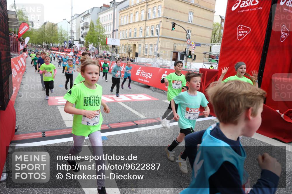 25.04.2026 - Das Zehntel Strokosch-Dieckow http://msf.ph/oto/9622887 25.04.2026 10:59:58 Ziel 5178, 5179, 5307, 5380, 5382, 5399, 5489, 5595, 5638, 5693, 5699, 5962, 6372, 6402, 6547, 6736, 6974, 6978, 7077, 7086, 7152, 7313, 7333, 7335, 7397, 7420, 7469, 7551, 7587, 7616, 7684, 7886 meine-sportfotos.de