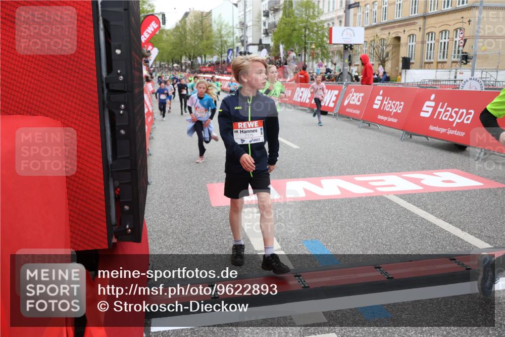 25.04.2026 - Das Zehntel Strokosch-Dieckow http://msf.ph/oto/9622893 25.04.2026 10:55:05 Ziel 5004, 5387, 5390, 5403, 5548, 5878, 5879, 6227, 6505, 6696, 6701, 6740, 6844, 6920, 7148, 7175, 7183, 7249, 7307, 7311, 7314, 7681, 7741, 7752, 7927 meine-sportfotos.de