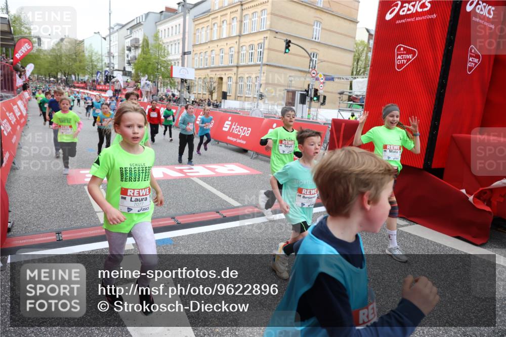 25.04.2026 - Das Zehntel Strokosch-Dieckow http://msf.ph/oto/9622896 25.04.2026 10:59:58 Ziel 5178, 5179, 5307, 5380, 5382, 5399, 5489, 5595, 5638, 5693, 5699, 5962, 6372, 6402, 6547, 6736, 6974, 6978, 7077, 7086, 7152, 7313, 7333, 7335, 7397, 7420, 7469, 7551, 7587, 7616, 7684, 7886 meine-sportfotos.de