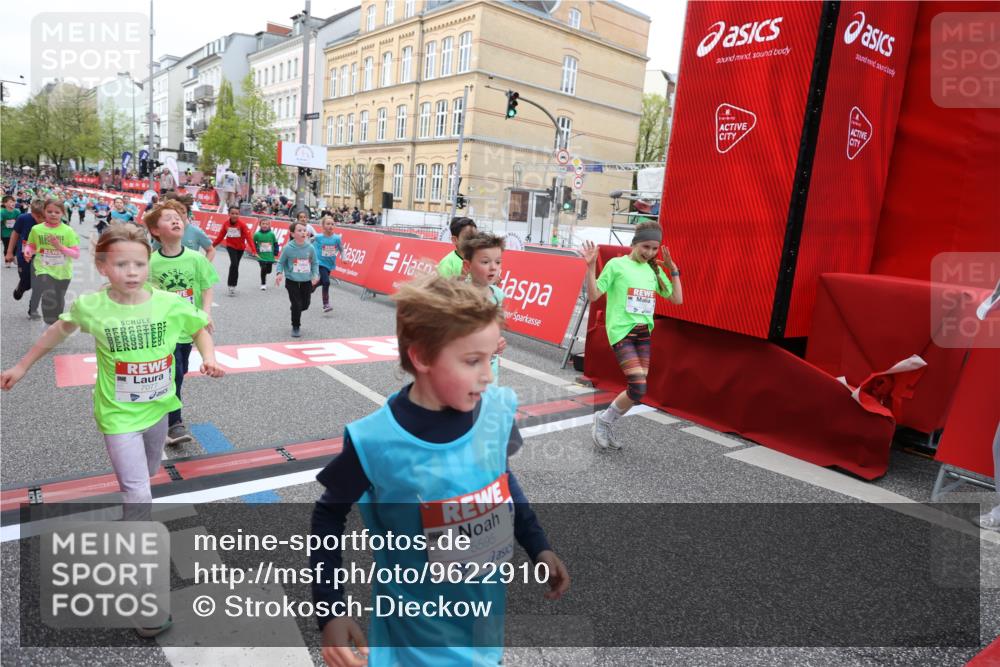 25.04.2026 - Das Zehntel Strokosch-Dieckow http://msf.ph/oto/9622910 25.04.2026 10:59:58 Ziel 5178, 5179, 5307, 5380, 5382, 5399, 5489, 5595, 5638, 5693, 5699, 5962, 6372, 6402, 6547, 6736, 6974, 6978, 7077, 7086, 7152, 7313, 7333, 7335, 7397, 7420, 7469, 7551, 7587, 7616, 7684, 7886 meine-sportfotos.de