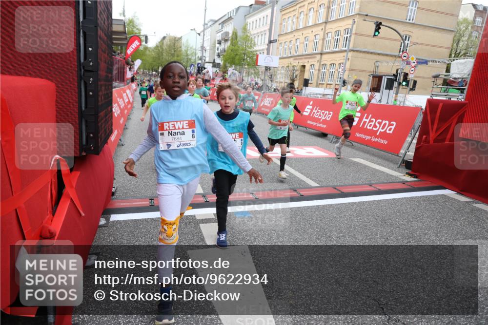 25.04.2026 - Das Zehntel Strokosch-Dieckow http://msf.ph/oto/9622934 25.04.2026 10:59:57 Ziel 5179, 5307, 5380, 5399, 5489, 5595, 5638, 5659, 5693, 5699, 5725, 5962, 6372, 6402, 6547, 6736, 6974, 6978, 7077, 7086, 7152, 7313, 7333, 7335, 7357, 7397, 7420, 7469, 7551, 7587, 7616, 7684, 7886 meine-sportfotos.de
