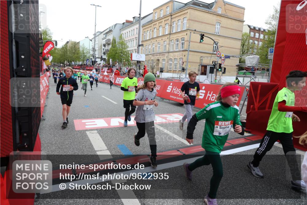 25.04.2026 - Das Zehntel Strokosch-Dieckow http://msf.ph/oto/9622935 25.04.2026 10:55:03 Ziel 5357, 5387, 5390, 5548, 5786, 5878, 5879, 6065, 6227, 6500, 6505, 6696, 6701, 6740, 6912, 7148, 7175, 7183, 7249, 7307, 7311, 7314, 7681, 7752, 7927, 8067 meine-sportfotos.de