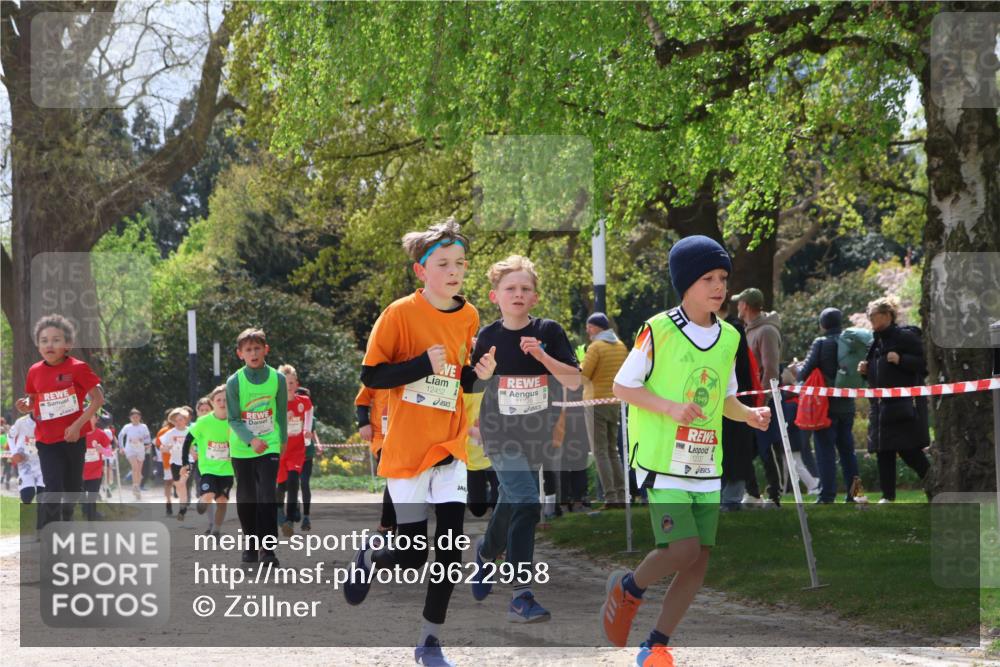 25.04.2026 - Das Zehntel Zöllner http://msf.ph/oto/9622958 25.04.2026 11:39:48 Laufen 12452, 1949 meine-sportfotos.de