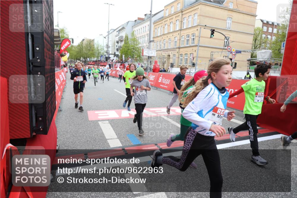 25.04.2026 - Das Zehntel Strokosch-Dieckow http://msf.ph/oto/9622963 25.04.2026 10:55:03 Ziel 5357, 5387, 5390, 5548, 5786, 5878, 5879, 6065, 6227, 6500, 6505, 6696, 6701, 6740, 6912, 7148, 7175, 7183, 7249, 7307, 7311, 7314, 7681, 7752, 7927, 8067 meine-sportfotos.de