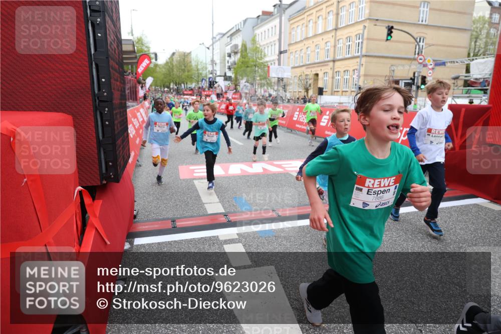 25.04.2026 - Das Zehntel Strokosch-Dieckow http://msf.ph/oto/9623026 25.04.2026 10:59:57 Ziel 5179, 5307, 5380, 5399, 5489, 5595, 5638, 5659, 5693, 5699, 5725, 5962, 6372, 6402, 6547, 6736, 6974, 6978, 7077, 7086, 7152, 7313, 7333, 7335, 7357, 7397, 7420, 7469, 7551, 7587, 7616, 7684, 7886 meine-sportfotos.de