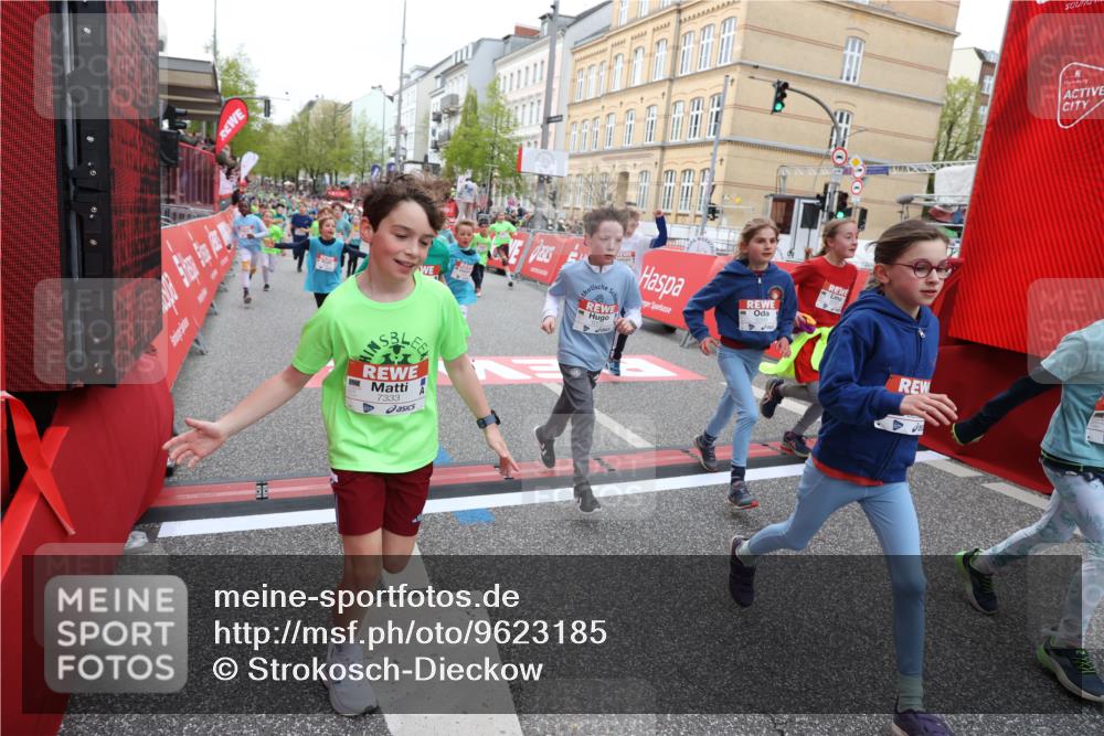25.04.2026 - Das Zehntel Strokosch-Dieckow http://msf.ph/oto/9623185 25.04.2026 10:59:56 Ziel 5179, 5307, 5380, 5399, 5489, 5595, 5638, 5659, 5669, 5725, 5962, 6372, 6402, 6547, 6736, 6974, 6978, 7077, 7152, 7313, 7333, 7335, 7357, 7397, 7420, 7469, 7551, 7684, 7886 meine-sportfotos.de