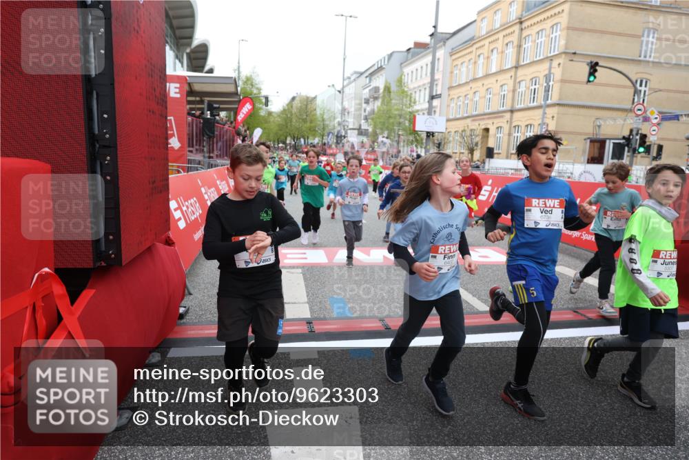 25.04.2026 - Das Zehntel Strokosch-Dieckow http://msf.ph/oto/9623303 25.04.2026 10:59:55 Ziel 5179, 5307, 5380, 5399, 5489, 5595, 5638, 5659, 5669, 5725, 5962, 6372, 6402, 6547, 6736, 6974, 6978, 7077, 7152, 7276, 7333, 7339, 7357, 7397, 7420, 7469, 7551, 7684, 7886 meine-sportfotos.de