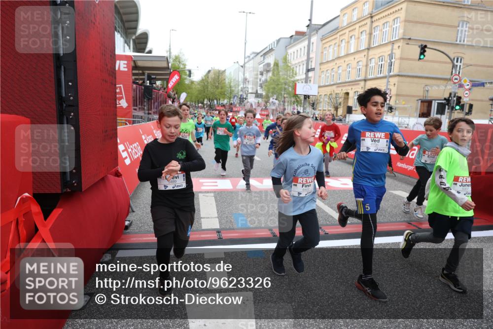 25.04.2026 - Das Zehntel Strokosch-Dieckow http://msf.ph/oto/9623326 25.04.2026 10:59:54 Ziel 5179, 5307, 5380, 5399, 5489, 5638, 5659, 5669, 5725, 6372, 6402, 6547, 6736, 6974, 6978, 7276, 7278, 7333, 7339, 7357, 7397, 7420, 7469, 7551, 7886 meine-sportfotos.de