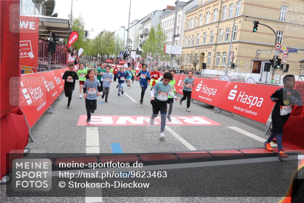 25.04.2026 - Das Zehntel Strokosch-Dieckow http://msf.ph/oto/9623463 25.04.2026 10:59:53 Ziel 5307, 5380, 5399, 5489, 5659, 5669, 5725, 5956, 6372, 6402, 6547, 6736, 6974, 6978, 7276, 7278, 7333, 7339, 7357, 7397, 7420, 7469, 7551, 7886, 7975 meine-sportfotos.de