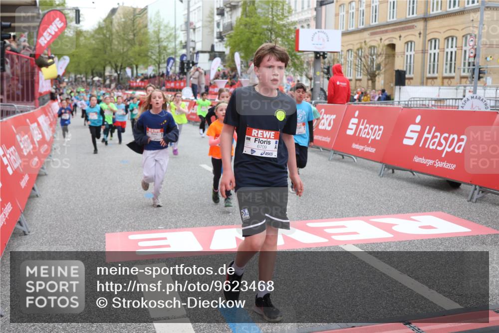 25.04.2026 - Das Zehntel Strokosch-Dieckow http://msf.ph/oto/9623468 25.04.2026 10:54:55 Ziel 5411, 5446, 5584, 5729, 5771, 5786, 5827, 6036, 6076, 6219, 6222, 6226, 6247, 6373, 6393, 6709, 6912, 7133, 7205, 7340, 7623, 7746, 7830, 8019, 8041, 8067 meine-sportfotos.de