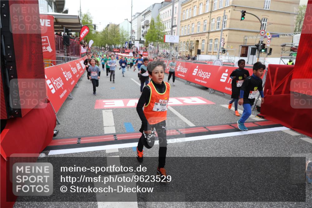 25.04.2026 - Das Zehntel Strokosch-Dieckow http://msf.ph/oto/9623529 25.04.2026 10:59:52 Ziel 5069, 5307, 5489, 5659, 5669, 5725, 5956, 6098, 6101, 6112, 6402, 6736, 6974, 6978, 7276, 7278, 7339, 7357, 7397, 7407, 7420, 7469, 7551, 7975, 7983 meine-sportfotos.de