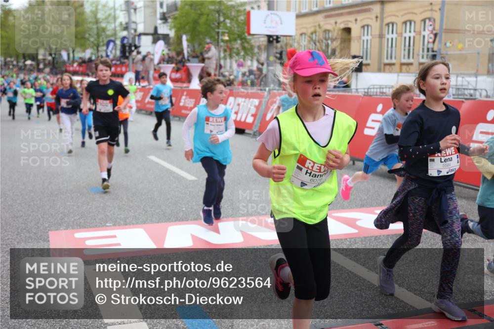 25.04.2026 - Das Zehntel Strokosch-Dieckow http://msf.ph/oto/9623564 25.04.2026 10:54:53 Ziel 5234, 5411, 5584, 5729, 5771, 5827, 6076, 6219, 6222, 6226, 6247, 6373, 6393, 6709, 7340, 7623, 7746, 7830, 7940 meine-sportfotos.de