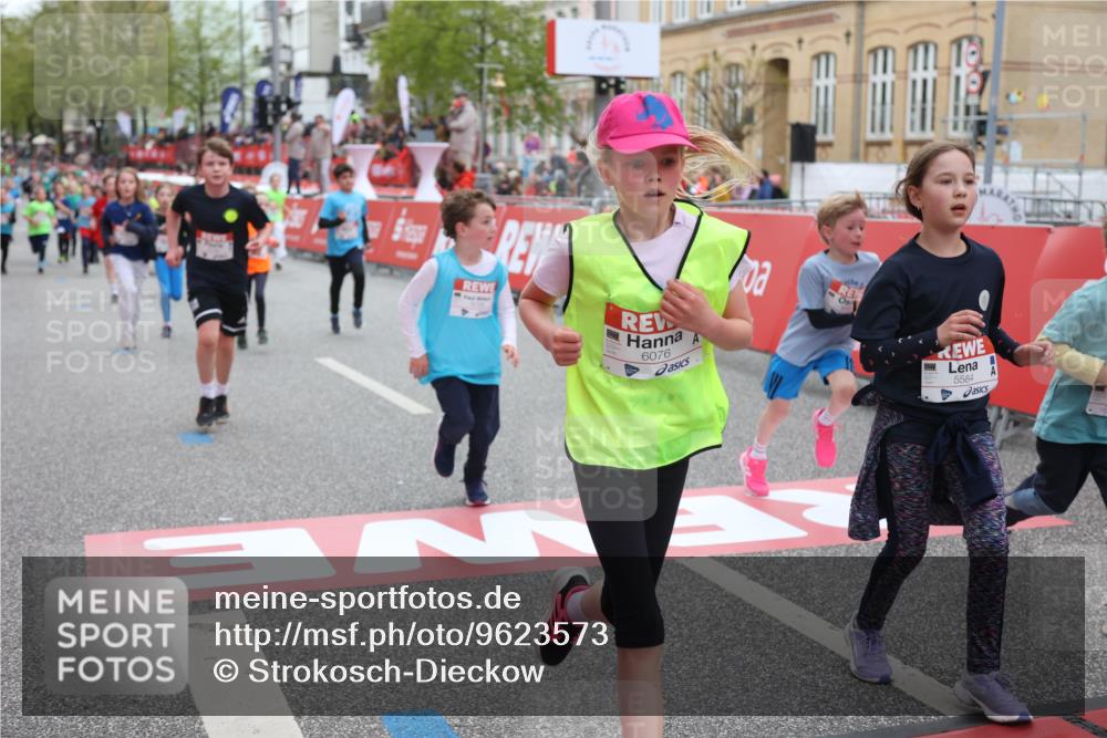 25.04.2026 - Das Zehntel Strokosch-Dieckow http://msf.ph/oto/9623573 25.04.2026 10:54:53 Ziel 5234, 5411, 5584, 5729, 5771, 5827, 6076, 6219, 6222, 6226, 6247, 6373, 6393, 6709, 7340, 7623, 7746, 7830, 7940 meine-sportfotos.de