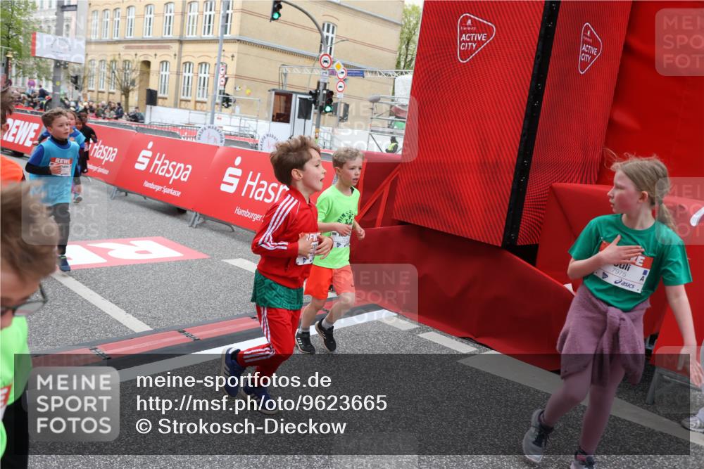 25.04.2026 - Das Zehntel Strokosch-Dieckow http://msf.ph/oto/9623665 25.04.2026 10:59:50 Ziel 5022, 5069, 5659, 5669, 5725, 5808, 5956, 6098, 6101, 6108, 6112, 6129, 6588, 6974, 6978, 7276, 7278, 7339, 7357, 7407, 7598, 7634, 7975, 7983 meine-sportfotos.de