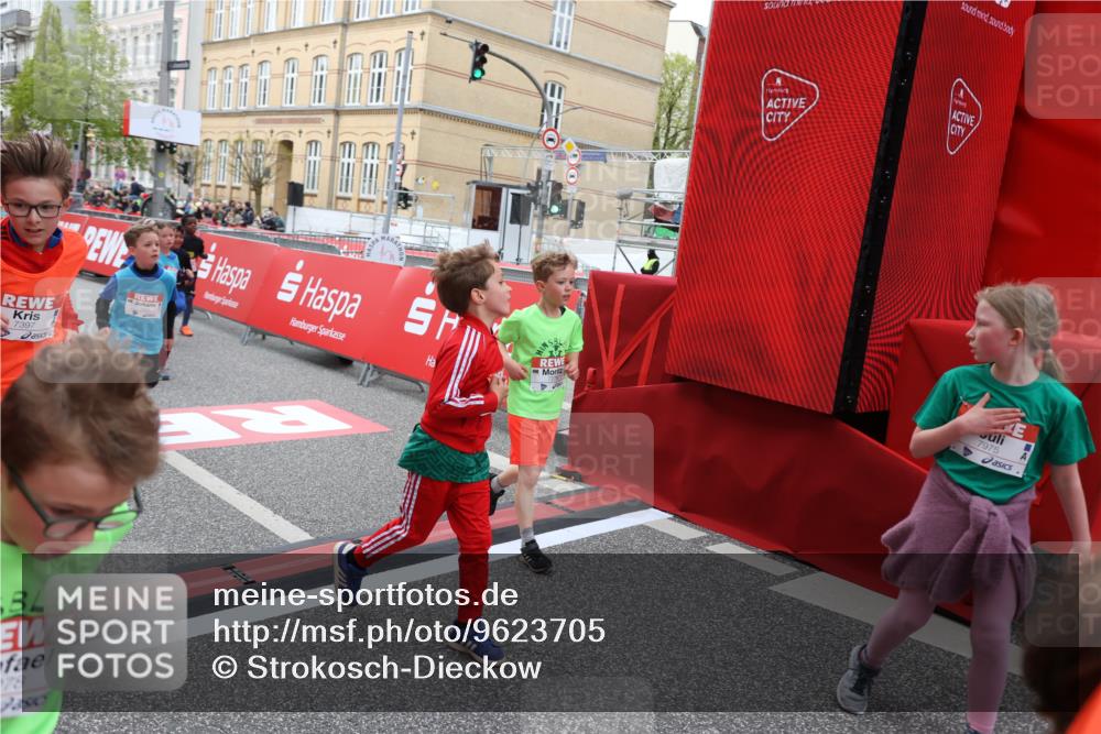 25.04.2026 - Das Zehntel Strokosch-Dieckow http://msf.ph/oto/9623705 25.04.2026 10:59:50 Ziel 5022, 5069, 5659, 5669, 5725, 5808, 5956, 6098, 6101, 6108, 6112, 6129, 6588, 6974, 6978, 7276, 7278, 7339, 7357, 7407, 7598, 7634, 7975, 7983 meine-sportfotos.de