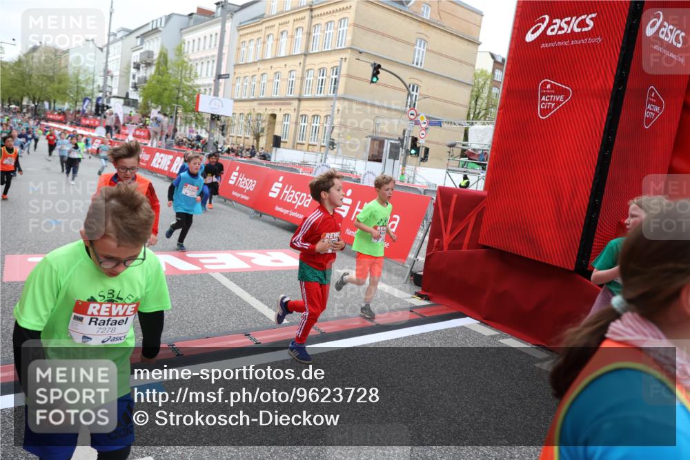 25.04.2026 - Das Zehntel Strokosch-Dieckow http://msf.ph/oto/9623728 25.04.2026 10:59:49 Ziel 5022, 5069, 5659, 5669, 5725, 5808, 5956, 6098, 6101, 6108, 6112, 6129, 6588, 7276, 7278, 7339, 7357, 7407, 7467, 7597, 7598, 7634, 7975, 7983 meine-sportfotos.de