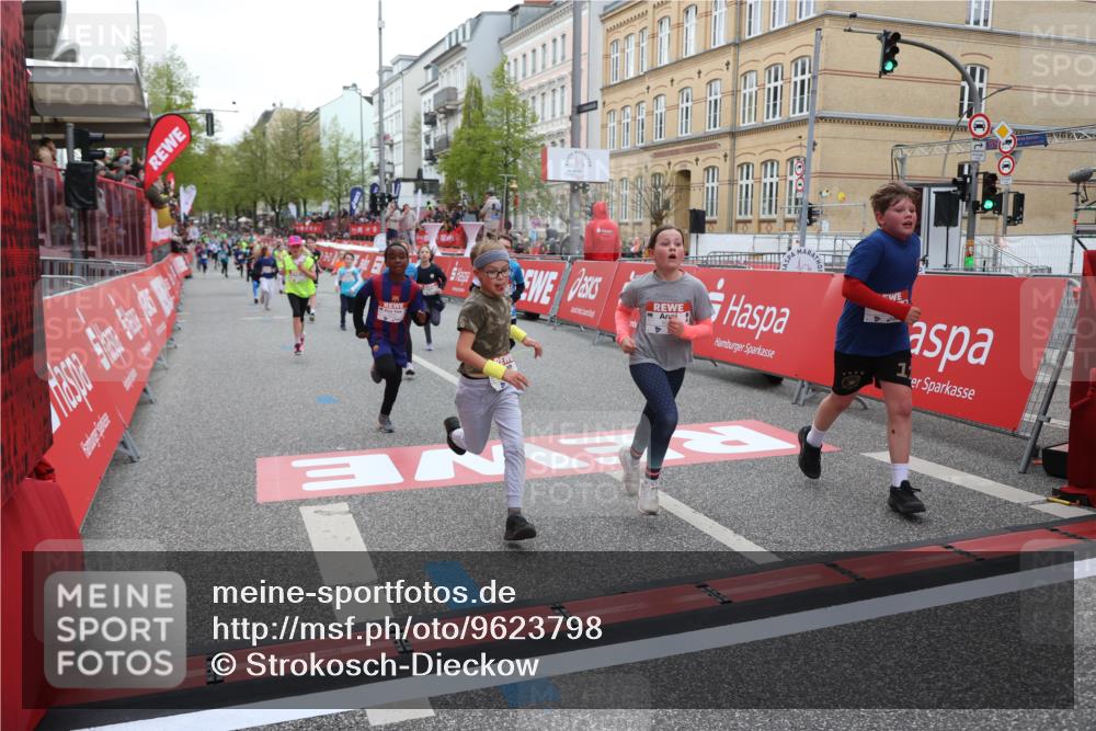 25.04.2026 - Das Zehntel Strokosch-Dieckow http://msf.ph/oto/9623798 25.04.2026 10:54:50 Ziel 5234, 5411, 5713, 5906, 6076, 6364, 6623, 7340, 7746, 7830, 7940 meine-sportfotos.de
