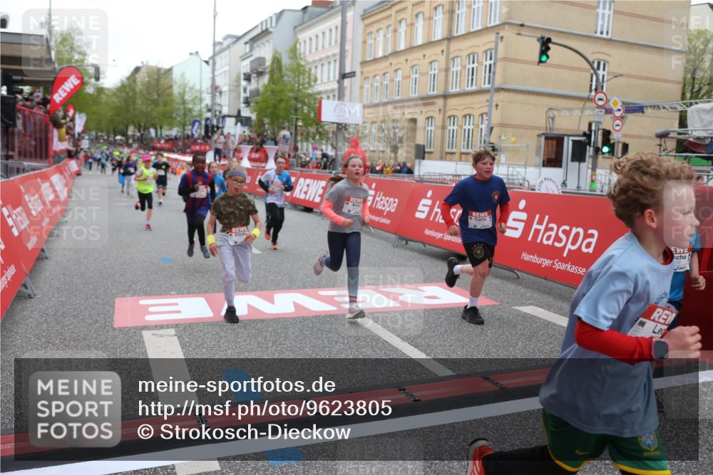 25.04.2026 - Das Zehntel Strokosch-Dieckow http://msf.ph/oto/9623805 25.04.2026 10:54:50 Ziel 5234, 5411, 5713, 5906, 6076, 6364, 6623, 7340, 7746, 7830, 7940 meine-sportfotos.de