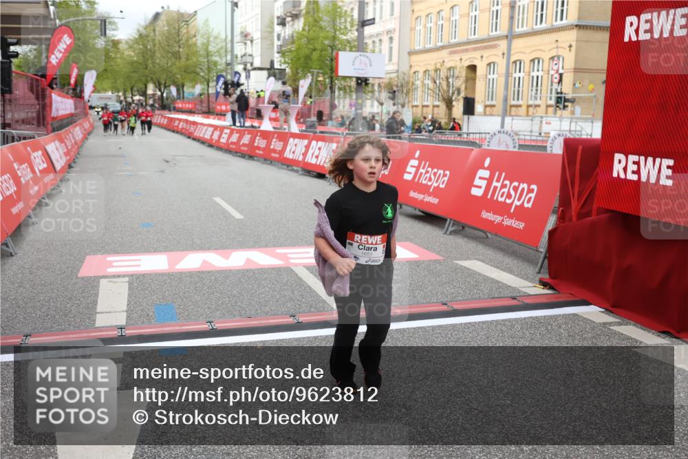 25.04.2026 - Das Zehntel Strokosch-Dieckow http://msf.ph/oto/9623812 25.04.2026 09:15:24 Ziel 1651 meine-sportfotos.de
