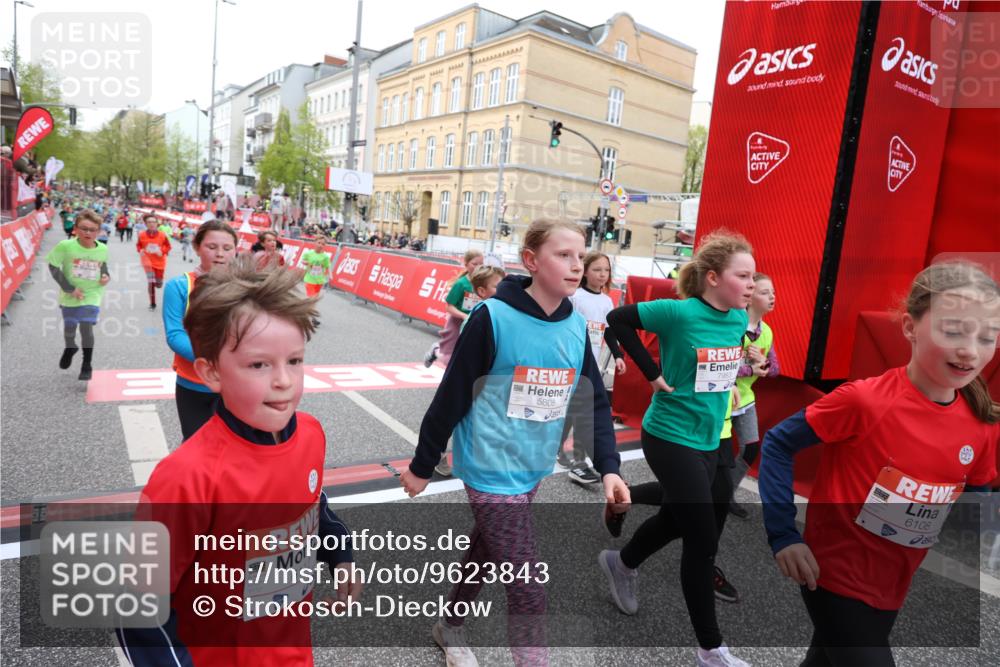 25.04.2026 - Das Zehntel Strokosch-Dieckow http://msf.ph/oto/9623843 25.04.2026 10:59:47 Ziel 5022, 5069, 5311, 5316, 5323, 5668, 5808, 5933, 5956, 6098, 6101, 6108, 6112, 6129, 6369, 6467, 6588, 7276, 7278, 7339, 7407, 7467, 7597, 7598, 7634, 7636, 7666, 7975, 7983 meine-sportfotos.de