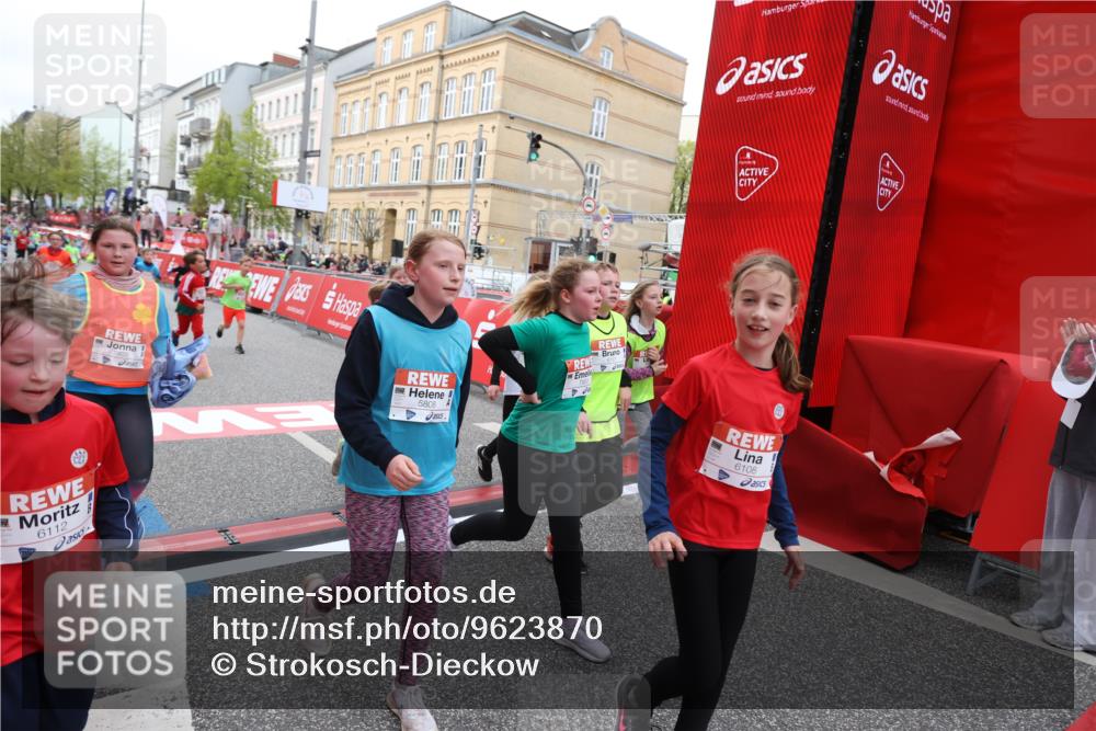 25.04.2026 - Das Zehntel Strokosch-Dieckow http://msf.ph/oto/9623870 25.04.2026 10:59:47 Ziel 5022, 5069, 5311, 5316, 5323, 5668, 5808, 5933, 5956, 6098, 6101, 6108, 6112, 6129, 6369, 6467, 6588, 7276, 7278, 7339, 7407, 7467, 7597, 7598, 7634, 7636, 7666, 7975, 7983 meine-sportfotos.de