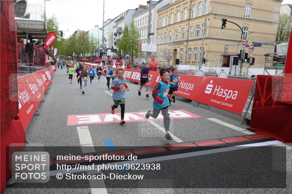 25.04.2026 - Das Zehntel Strokosch-Dieckow http://msf.ph/oto/9623938 25.04.2026 10:54:49 Ziel 5234, 5411, 5713, 5906, 6364, 6623, 7253, 7340, 7830, 7940 meine-sportfotos.de