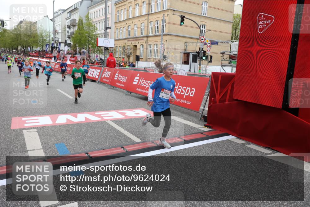 25.04.2026 - Das Zehntel Strokosch-Dieckow http://msf.ph/oto/9624024 25.04.2026 10:54:46 Ziel 5234, 5424, 5558, 5564, 5683, 5713, 5906, 6060, 6213, 6364, 6623, 7191, 7194, 7233, 7253, 7697, 7940 meine-sportfotos.de