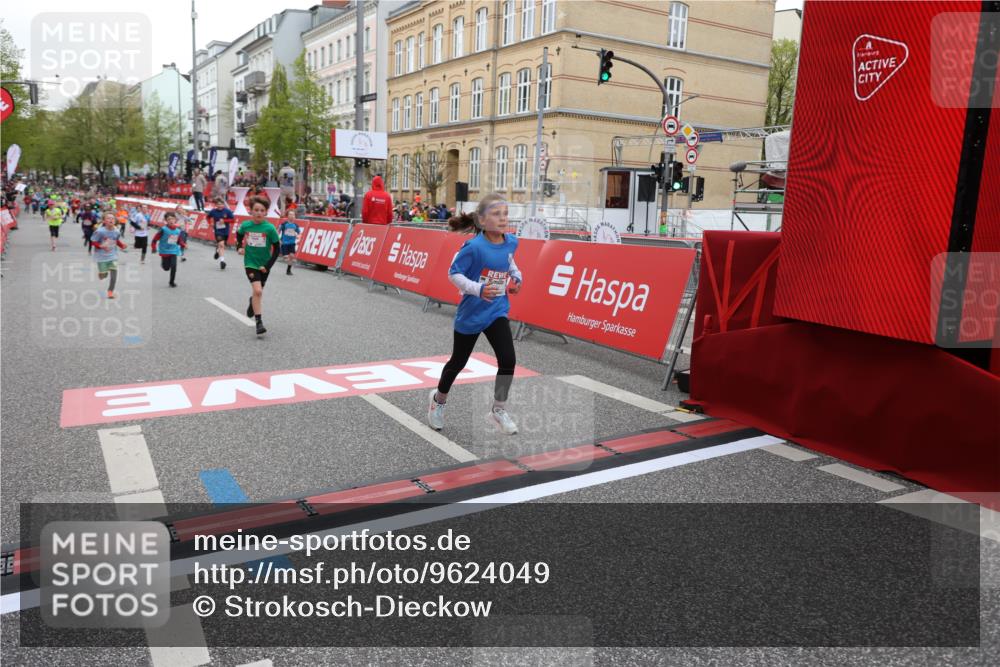 25.04.2026 - Das Zehntel Strokosch-Dieckow http://msf.ph/oto/9624049 25.04.2026 10:54:46 Ziel 5234, 5424, 5558, 5564, 5683, 5713, 5906, 6060, 6213, 6364, 6623, 7191, 7194, 7233, 7253, 7697, 7940 meine-sportfotos.de
