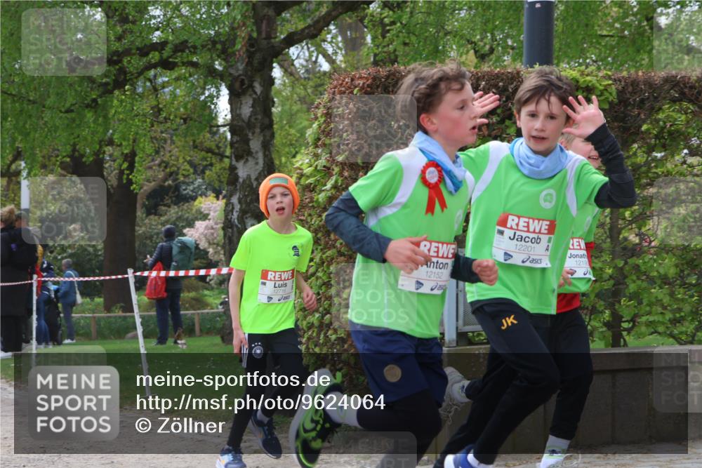 25.04.2026 - Das Zehntel Zöllner http://msf.ph/oto/9624064 25.04.2026 11:40:11 Laufen 12716, 12152, 12201, 12190 meine-sportfotos.de