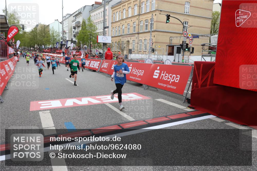25.04.2026 - Das Zehntel Strokosch-Dieckow http://msf.ph/oto/9624080 25.04.2026 10:54:46 Ziel 5234, 5424, 5558, 5564, 5683, 5713, 5906, 6060, 6213, 6364, 6623, 7191, 7194, 7233, 7253, 7697, 7940 meine-sportfotos.de