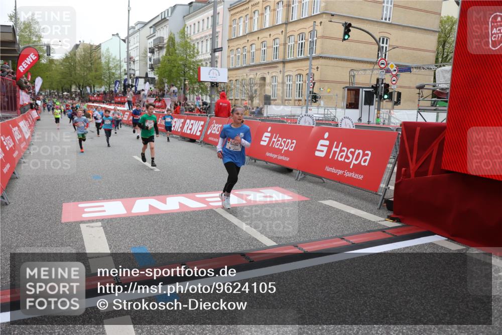 25.04.2026 - Das Zehntel Strokosch-Dieckow http://msf.ph/oto/9624105 25.04.2026 10:54:46 Ziel 5234, 5424, 5558, 5564, 5683, 5713, 5906, 6060, 6213, 6364, 6623, 7191, 7194, 7233, 7253, 7697, 7940 meine-sportfotos.de