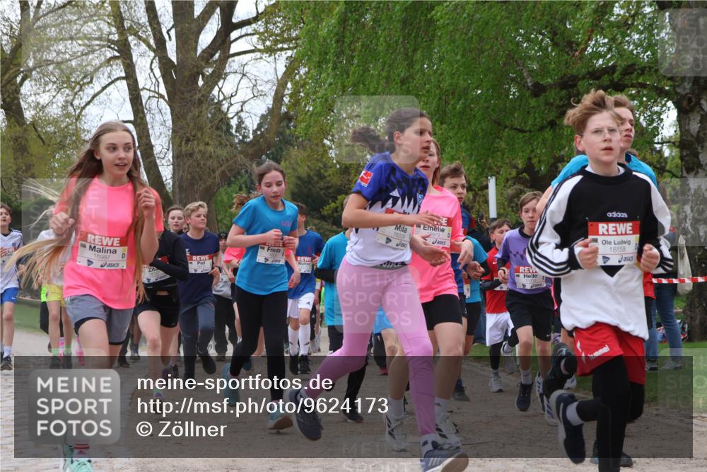25.04.2026 - Das Zehntel Zöllner http://msf.ph/oto/9624173 25.04.2026 13:42:52 Laufen 16987, 973, 16339, 18158 meine-sportfotos.de