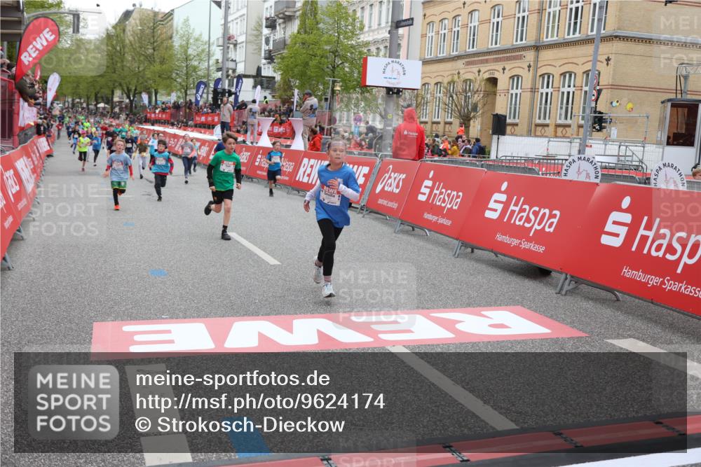25.04.2026 - Das Zehntel Strokosch-Dieckow http://msf.ph/oto/9624174 25.04.2026 10:54:45 Ziel 5234, 5424, 5558, 5564, 5683, 5713, 5906, 6060, 6106, 6213, 6364, 6623, 7191, 7194, 7233, 7253, 7697, 7940 meine-sportfotos.de