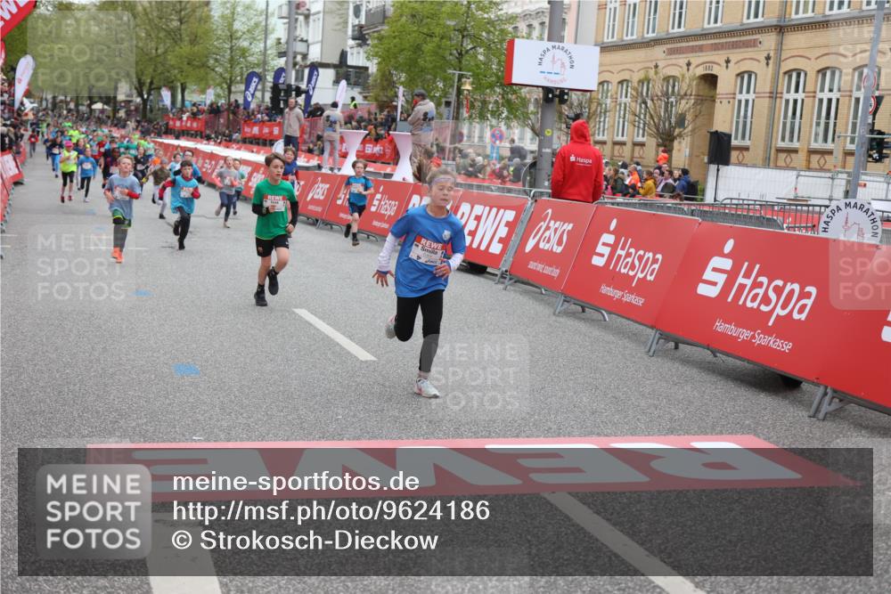 25.04.2026 - Das Zehntel Strokosch-Dieckow http://msf.ph/oto/9624186 25.04.2026 10:54:45 Ziel 5234, 5424, 5558, 5564, 5683, 5713, 5906, 6060, 6106, 6213, 6364, 6623, 7191, 7194, 7233, 7253, 7697, 7940 meine-sportfotos.de