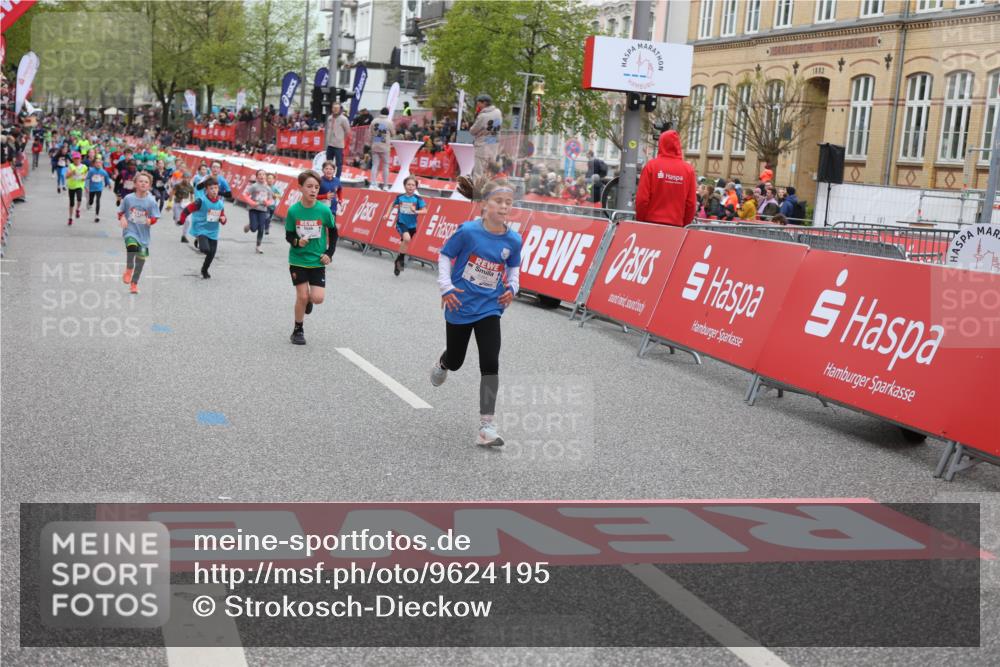 25.04.2026 - Das Zehntel Strokosch-Dieckow http://msf.ph/oto/9624195 25.04.2026 10:54:45 Ziel 5234, 5424, 5558, 5564, 5683, 5713, 5906, 6060, 6106, 6213, 6364, 6623, 7191, 7194, 7233, 7253, 7697, 7940 meine-sportfotos.de